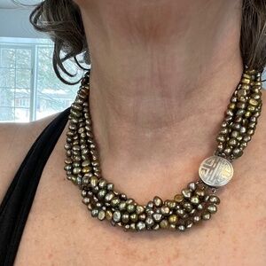 Fresh water pearl necklace